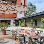 Hotel Ibis 3*