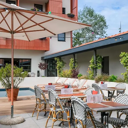 Ξενοδοχείο Ibis 3*