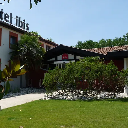 Ibis 3*