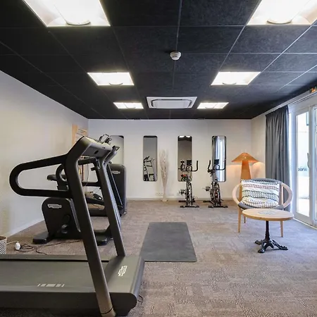 Ibis Hotel 3*