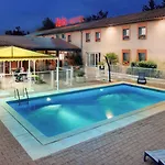 Hotel Ibis