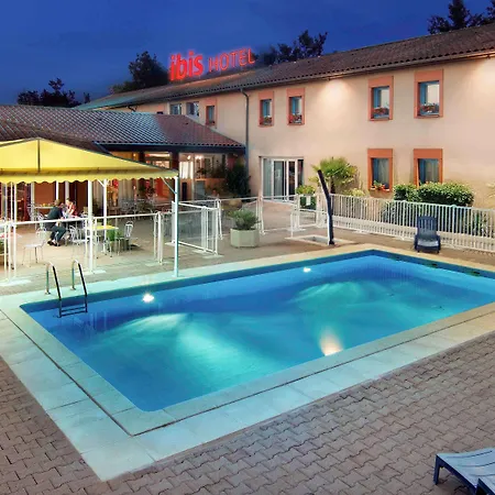 酒店 蒙托邦宜必思酒店