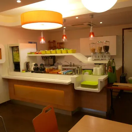 Ibis Montauban