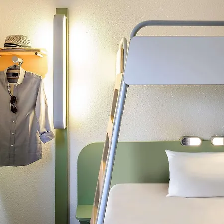 蒙托邦宜必思酒店 酒店 3*