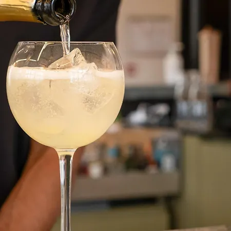 蒙托邦宜必思酒店 酒店 蒙托邦