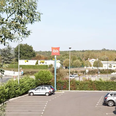 蒙托邦宜必思酒店