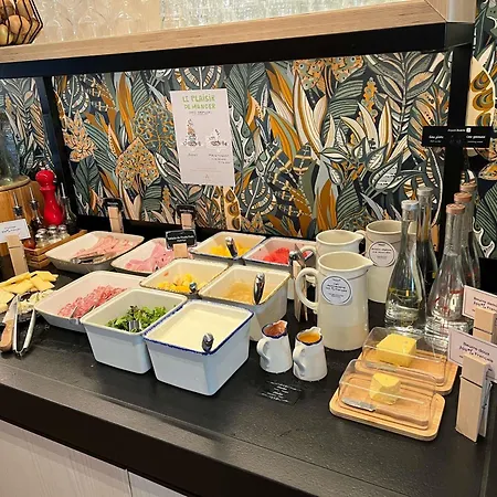 蒙托邦宜必思酒店 酒店