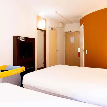 Ibis 3*