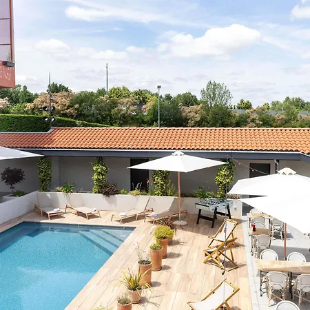 Ibis 3*