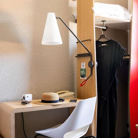 Otel Ibis 3*