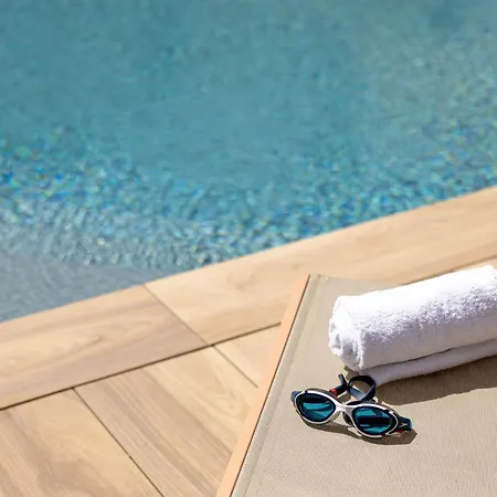 Ibis Hotel 3*