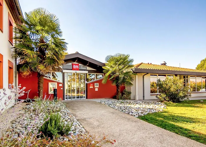 酒店 蒙托邦宜必思酒店