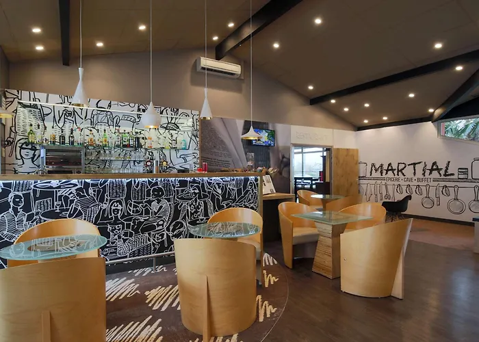 Ibis 3* Μοντωμπάν