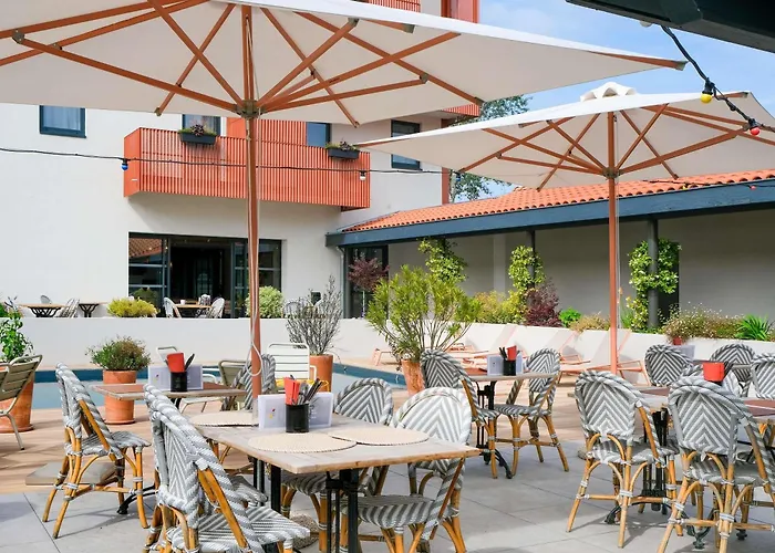 酒店 蒙托邦宜必思酒店