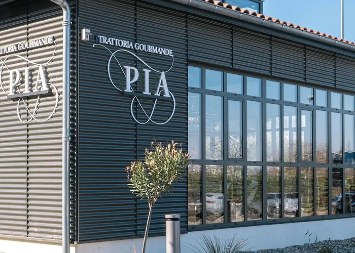 蒙托邦宜必思酒店 酒店 蒙托邦