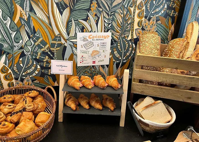 蒙托邦宜必思酒店 酒店