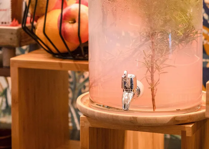 蒙托邦宜必思酒店 3*