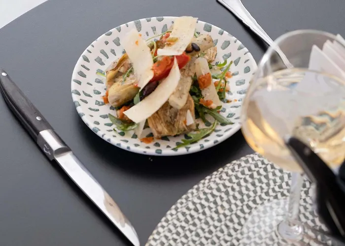 Ξενοδοχείο Ibis Μοντωμπάν