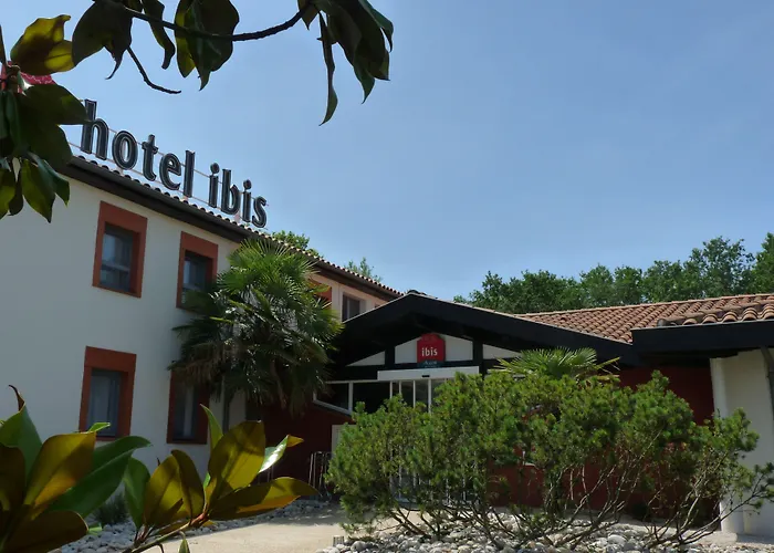 酒店 蒙托邦宜必思酒店