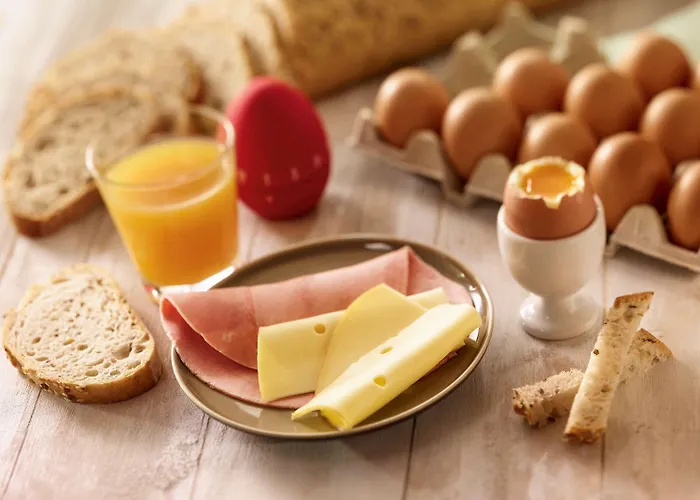 蒙托邦宜必思酒店 3*