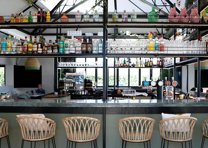 酒店 蒙托邦宜必思酒店 3*